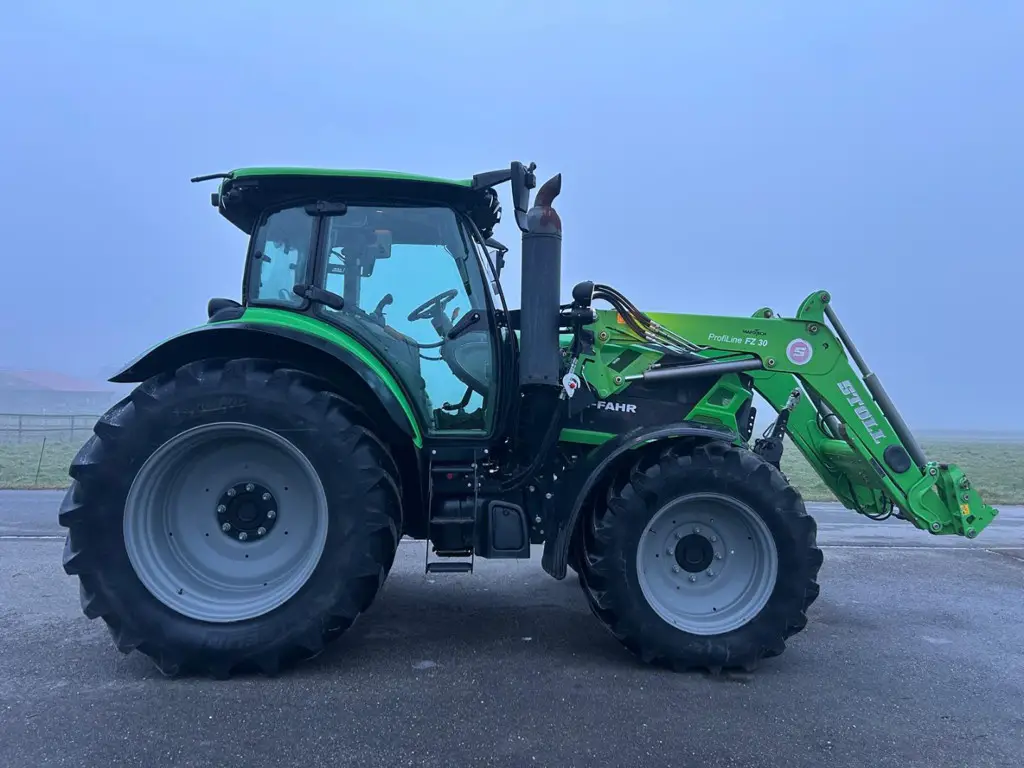Deutz-Fahr 6140 avec Frontal FZ 30 OCCASION