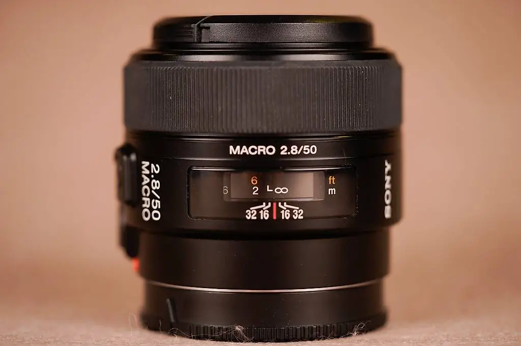 Sony SAL-50M25 Makro