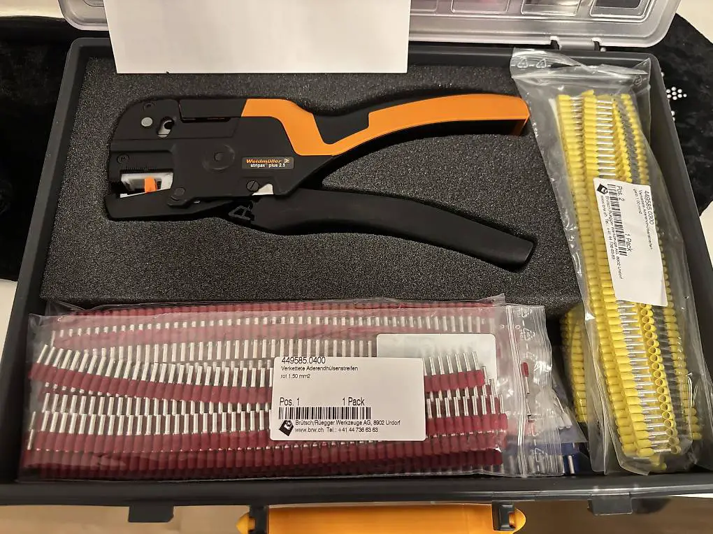 Automatische Abisolierzange von Weidmüller