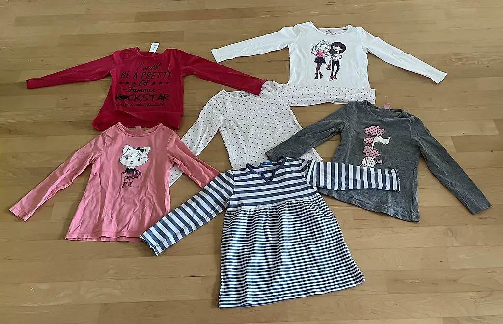 DIV Langarmshirt Grösse 122 bis 128