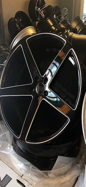  REDmatt AXE Wheels ZX9 9x22 10.5x22 alle LK