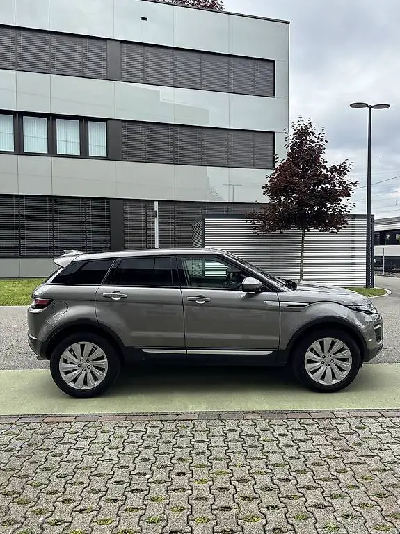 Range Rover Evoque Si4 HSE Top-Zustand, Frisch ab MFK