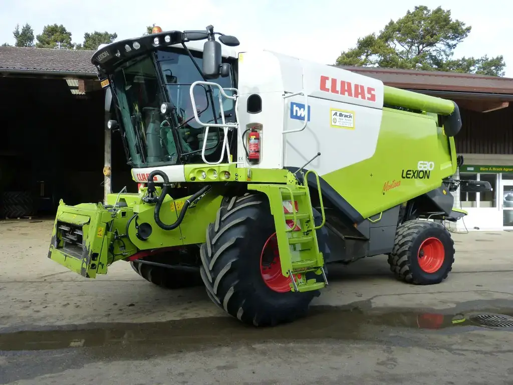 Mähdrescher Claas Lexion 630 Montana