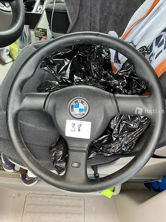 Lenkrad BMW E30 E32 E32 KBA 70114 M Technik 2