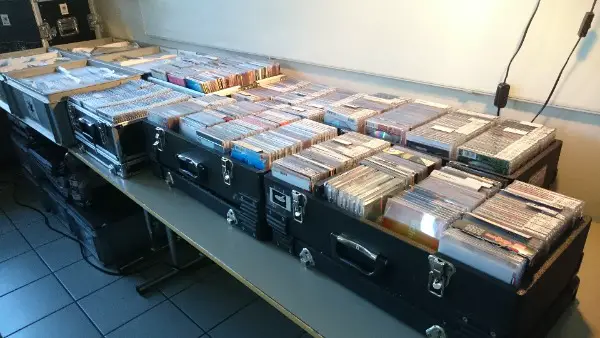 Vinyl-Schallplatten, Single und CD zu verkaufen