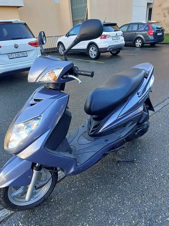 Yamaha XC 125cm3 Cygnus