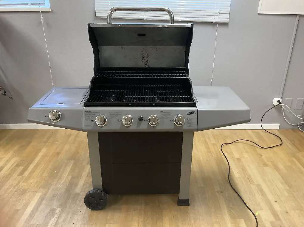 Mr.Grill Gasgrill mit 4 Flammen