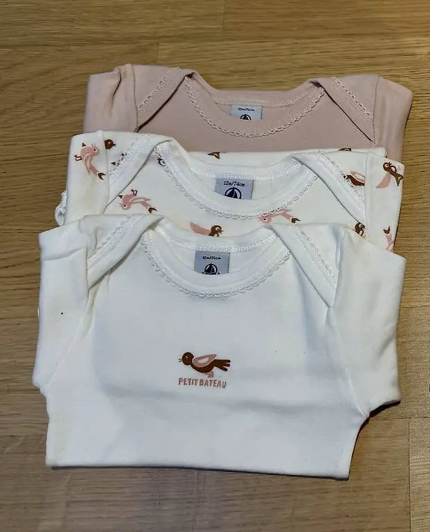 Petit Bateau Bodies Grösse 74