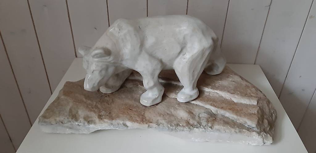 Steinskulptur Bärner Bär