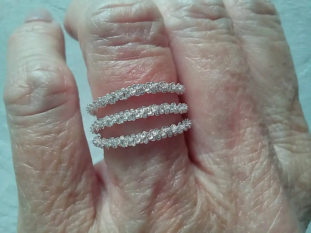 Fingerringe biegbar/flexibel, deshalb angenehm zu tragen