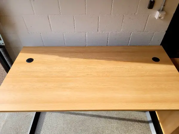 Bürotisch in sehr gutem Zustand