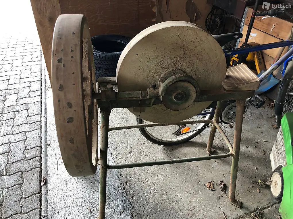 Alter Schleifstein Durchmesser 53