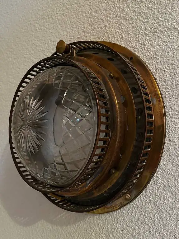 Wandleuchte im Jugendstil