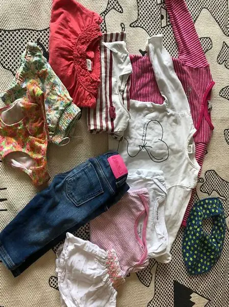 Süsses Sommer Kleiderpaket für Mädchen