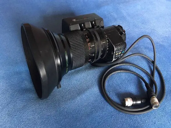Fujinon 2/3" Teleobjektiv 18x +2x Extender 8-320mm B4 Mount