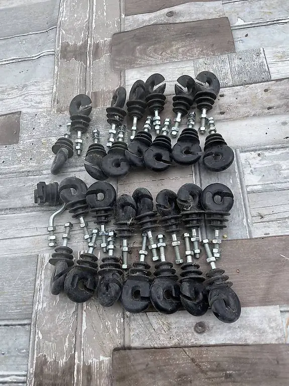 Isolatoren für Elektrozaun