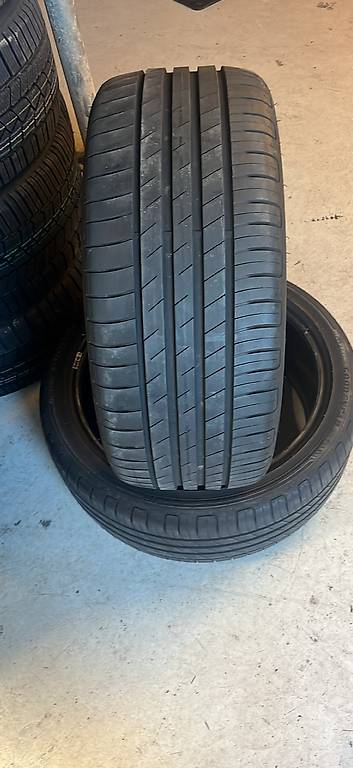 Sommerferien 225/40/18