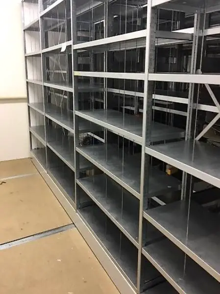  Etagère métallique bibliothèque avec 5 tablars occasion