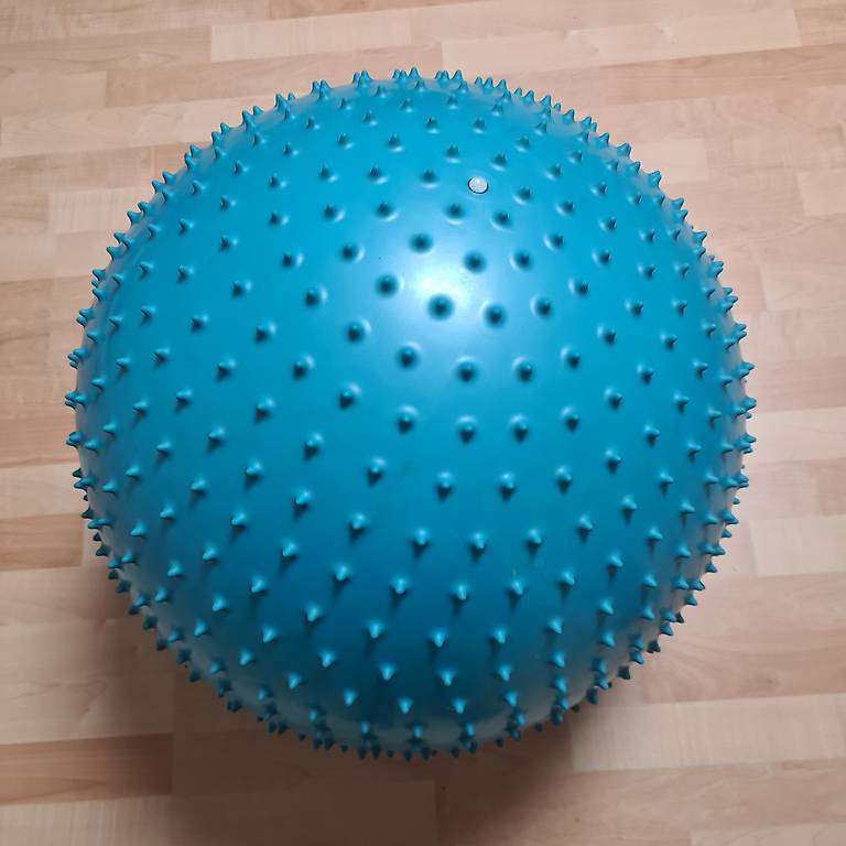 Sitzball mit Noppen, Trainingsball, neuwertig