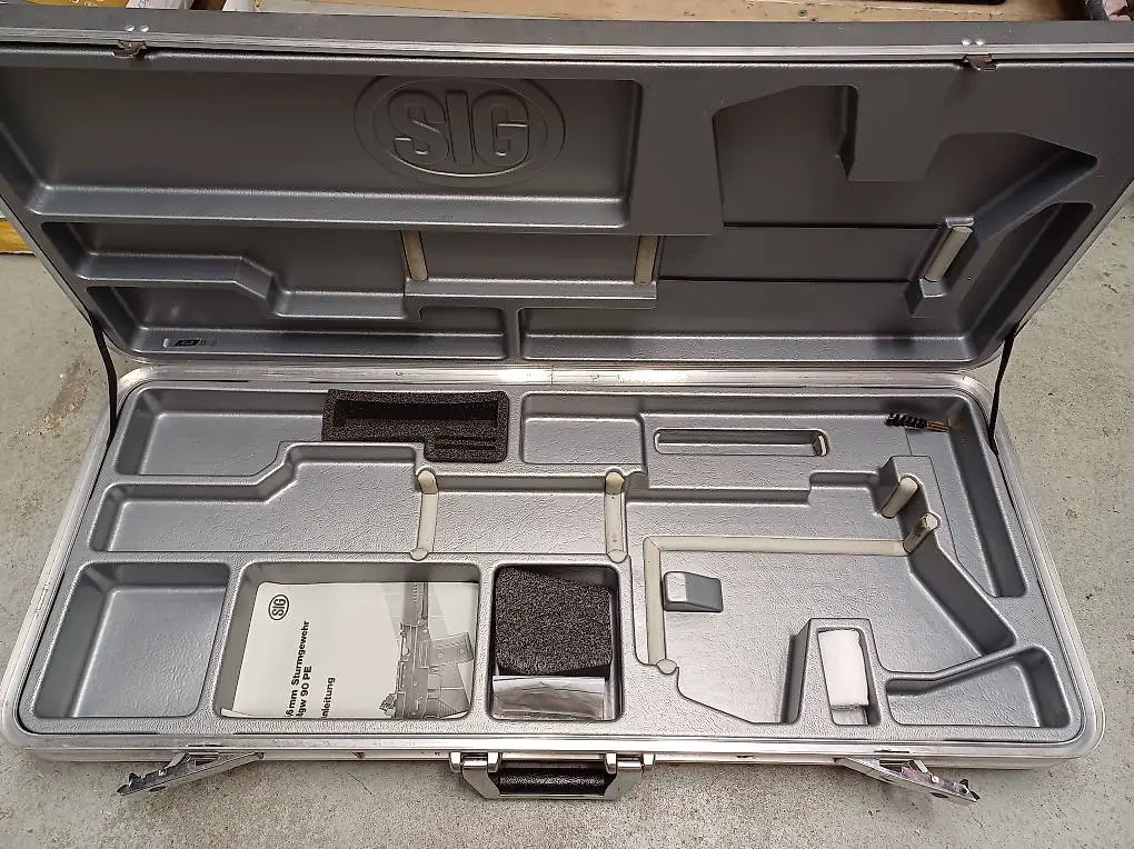 Waffenkoffer Stgw 90