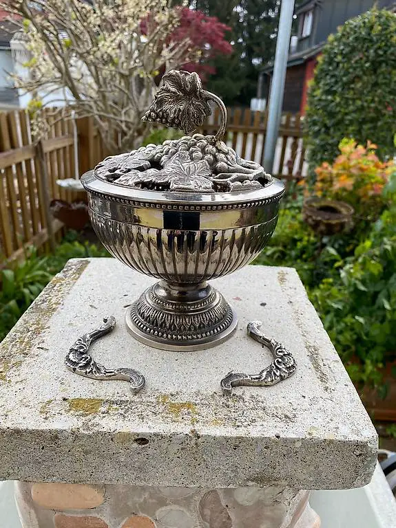 versilberte Deckelschale Metallguss für Potpourri Vintage