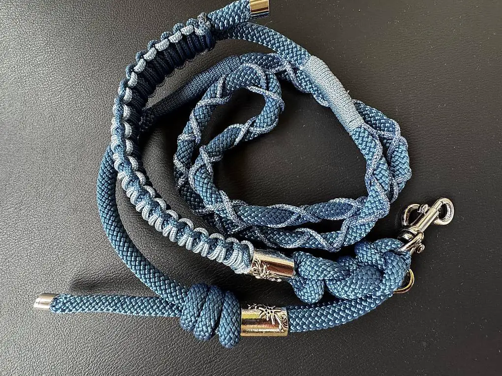 Handykette handmade blau