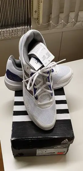 Adidas Running Schuh neu