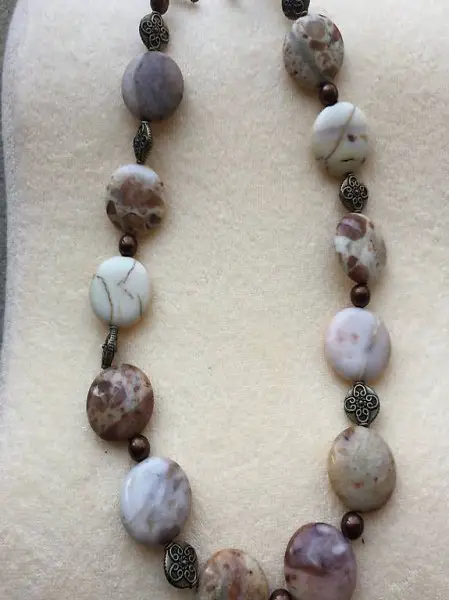 Jaspis - Kette Edelstein Mineralien Schmuck Basel