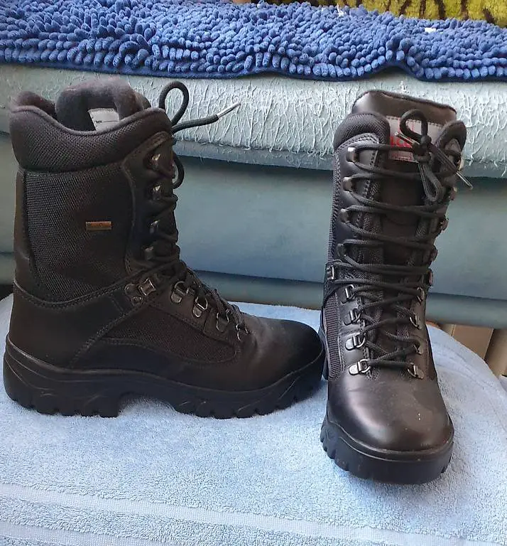 Stiefel/Kampfstiefel/Polizeistiefel Gr. 40