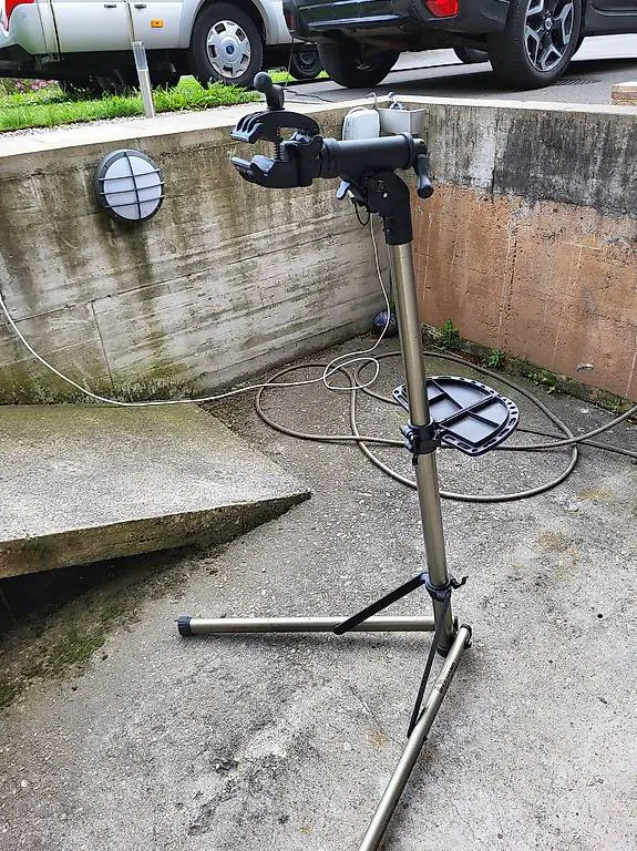 Cavalletto bicicletta/Fahrradständer