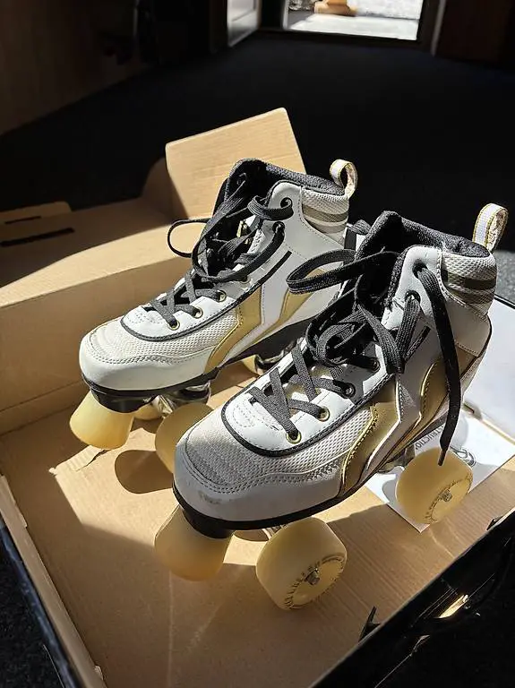 Rollschuhe Rio, Grösse 34, neuwertig