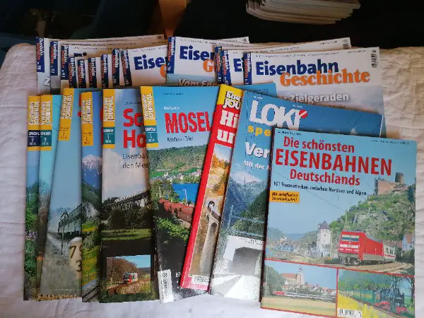 23 Eisenbahnhefter ("Eisenbahn Geschichte" / "Sonderhefter")