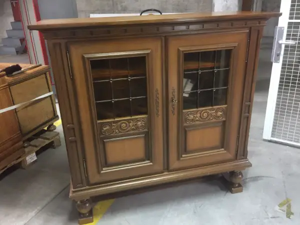 schönes altes Beistellmöbel Fraubrunnen Massivholz