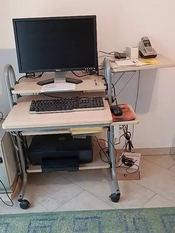 PC / Computer Möbeli