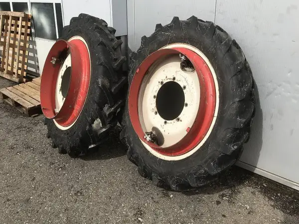  Traktor Doppelrad Doppelräder 12,4R32 passt zu 480/65R28