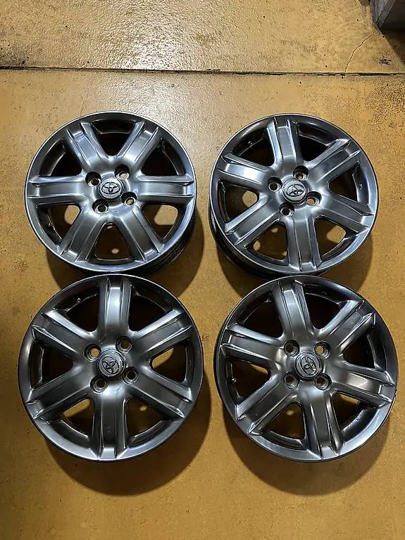 Cerchi originali Toyota IQ 42611-74030