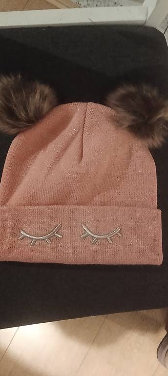 Wintermütze mit Ohren für ein Mädchen