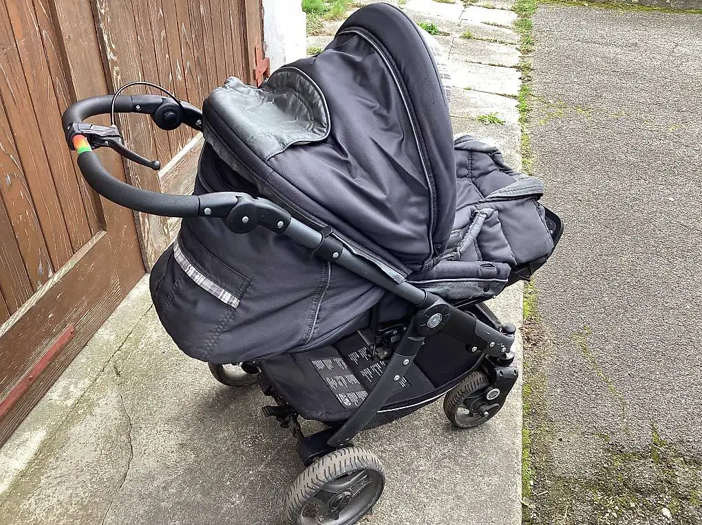 Teutonia Kinderwagen mit Maxi Cosi