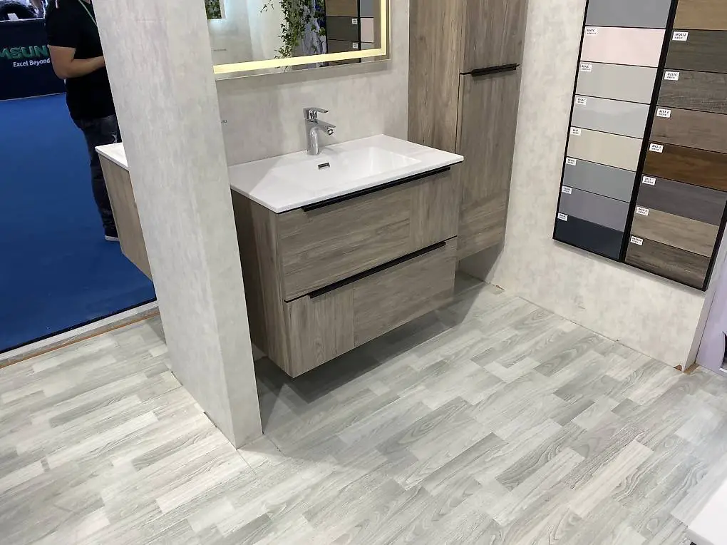 Badmöbel inkl Seitenwand, spiegel * SCHNÄPPCHEN