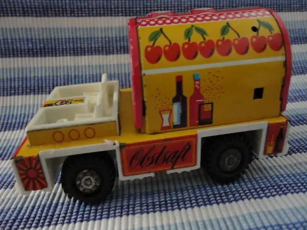  Blechauto Alter unbekannt aus der GDR