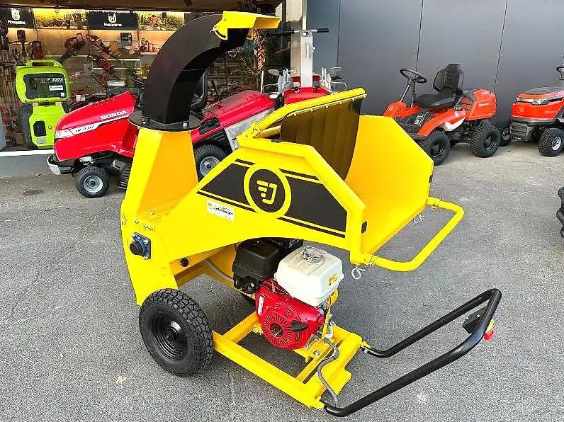 Holzhacker / Holzhäcksler Haecksler 4