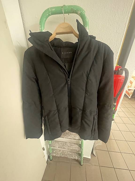 Daunenjacke Sisley schwarz Grösse XS