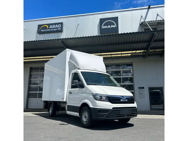 MAN, TGE 3.180 4x2, Kunststoffkoffer