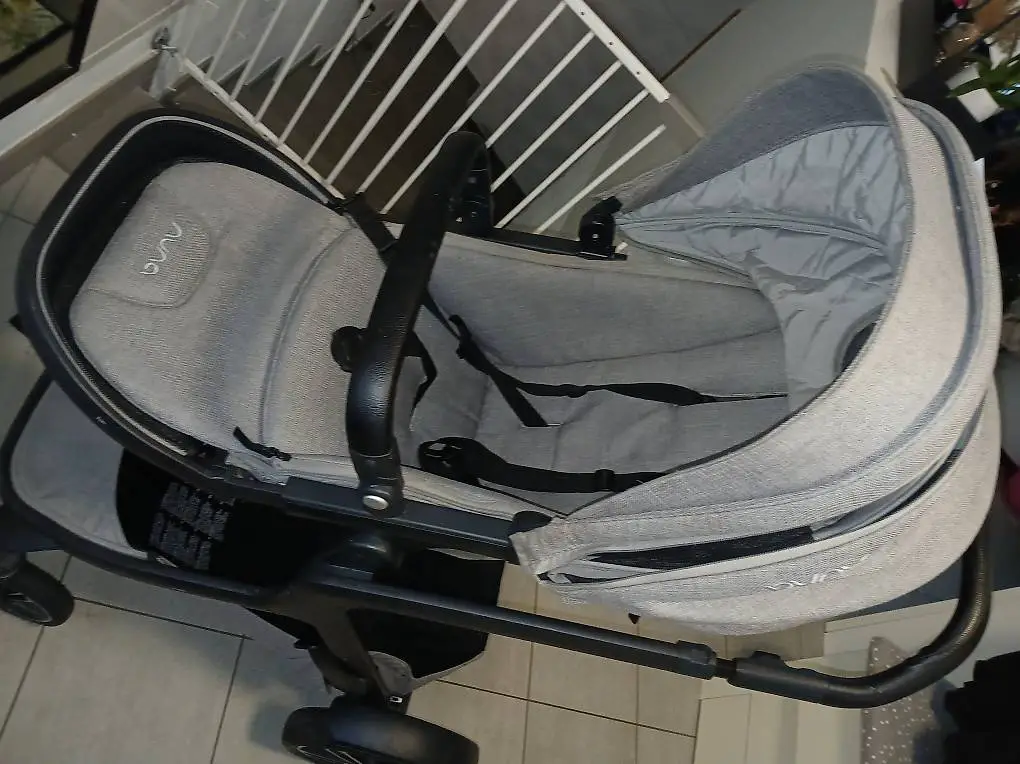 Nuna passeggino