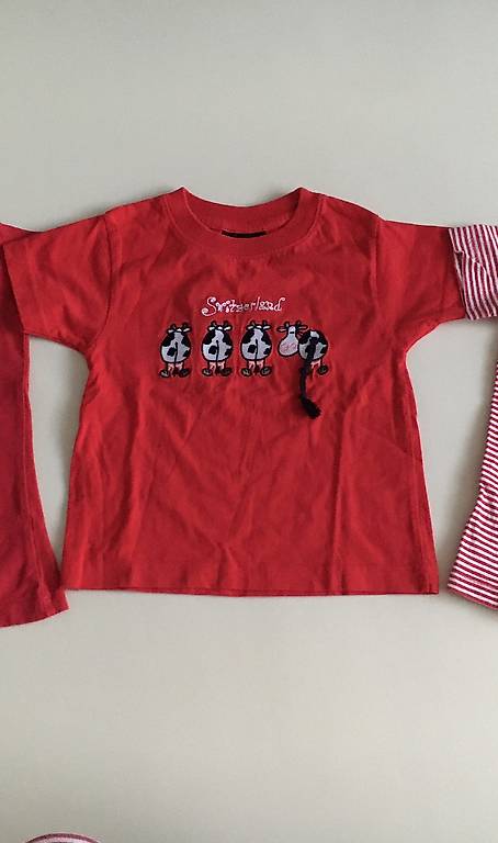 Diverse T-Shirts Grösse 98/104