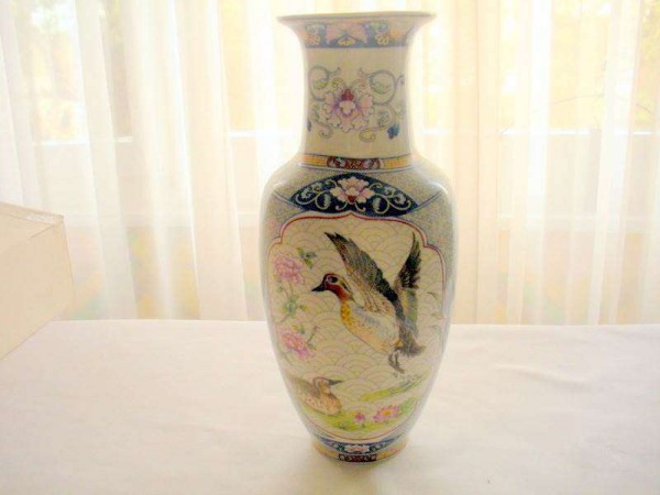  Vase à fleurs motifs canards