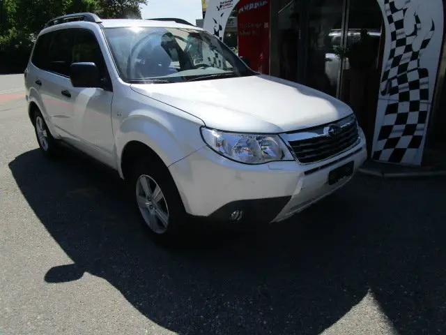 SUBARU Forester Station 2.0 X Swiss