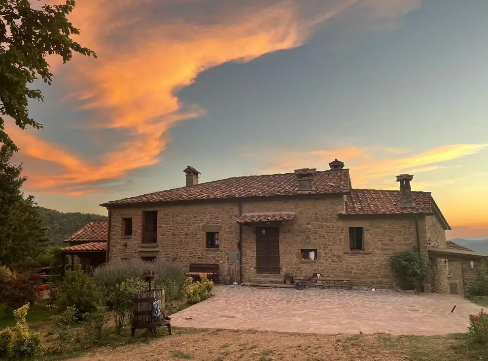 Yoga, Reiturlaub, Wandern in der wildromantischen Toskana