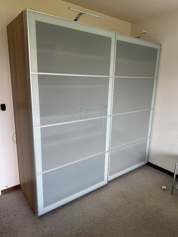 Ikea Pax Schrank mit Schiebetüren, 200x200cm