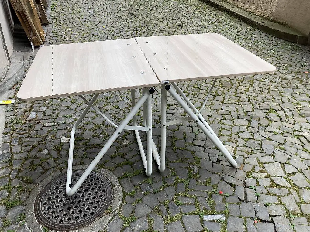 Klapptisch